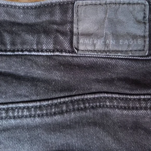 American Eagle Black Cut Off High Rise Stretch Denim Jean Shorts Women's Size 12 - Picture 5 of 7